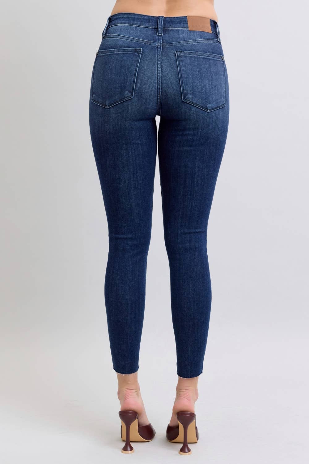 Judy Blue Skinny w/ Raw Hem PP117