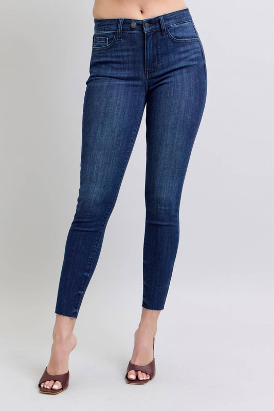 Judy Blue Skinny w/ Raw Hem PP117
