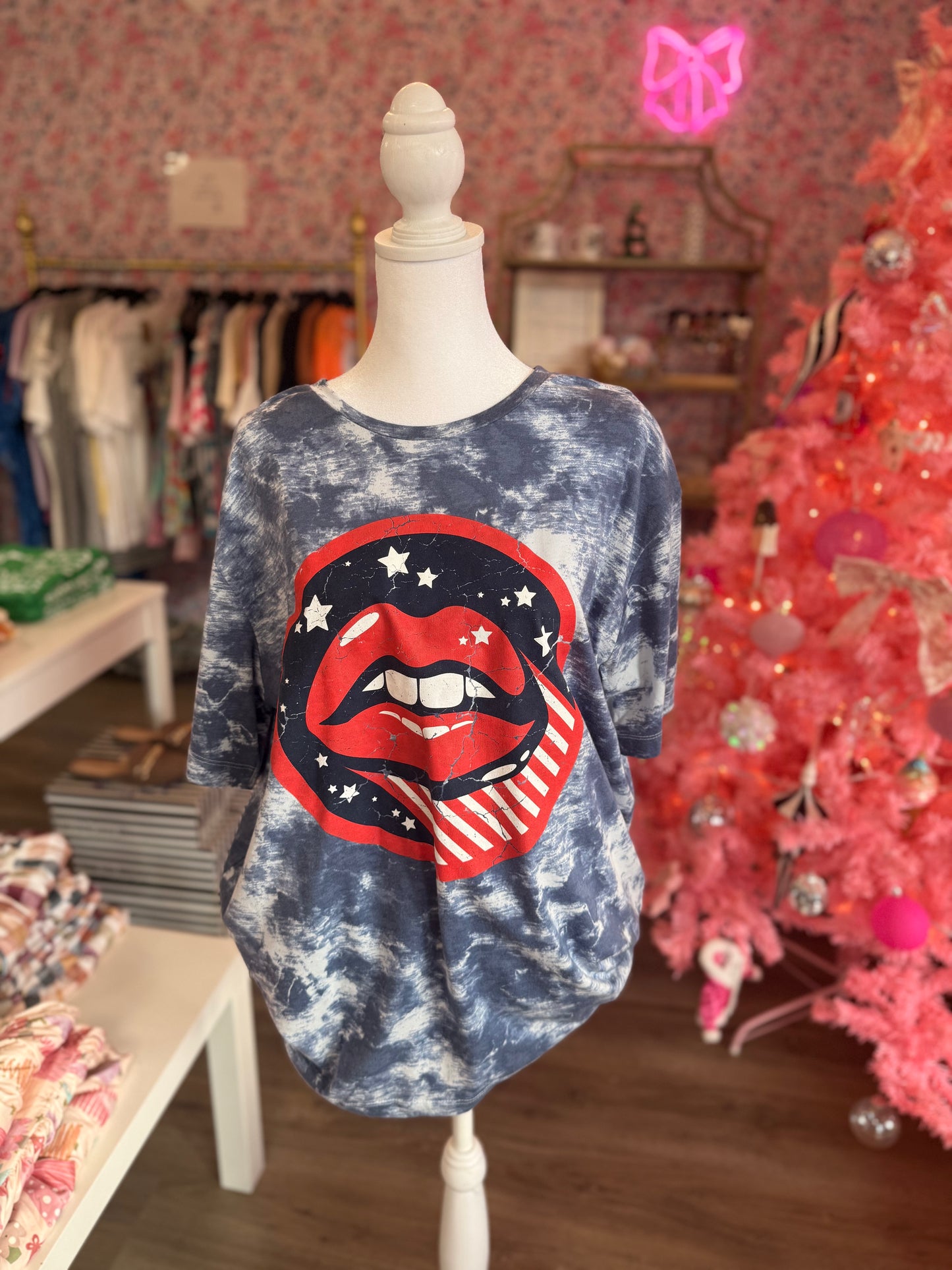 Patriotic Lips Tee PP081