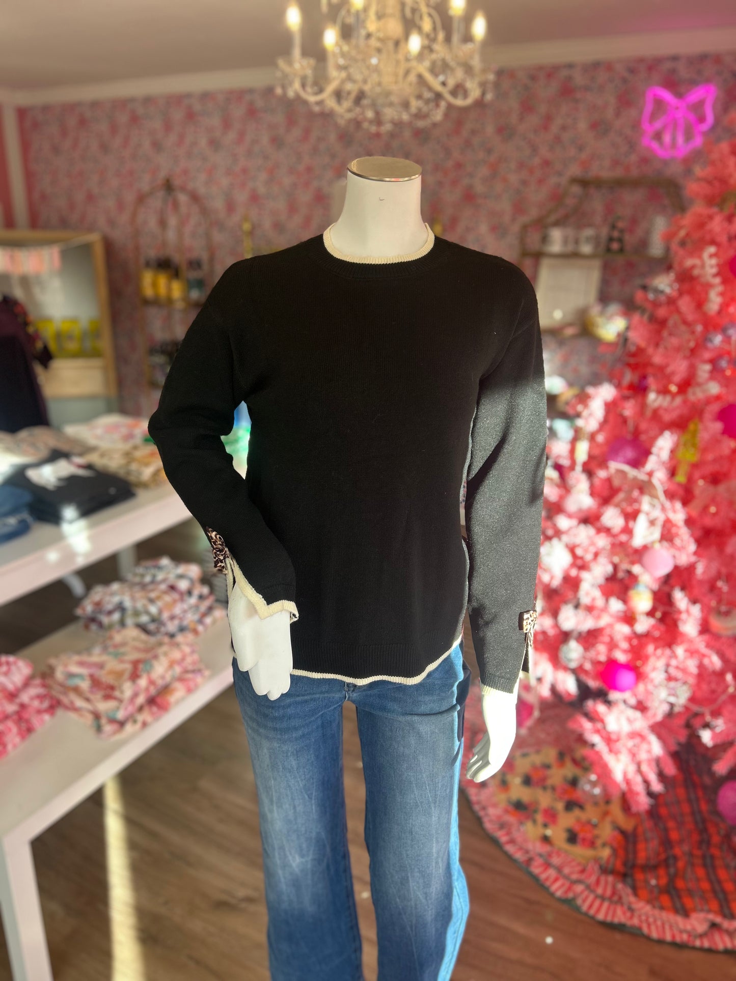 Leopard Bow Decor Split Cuff Contrast Trim Sweater PP092