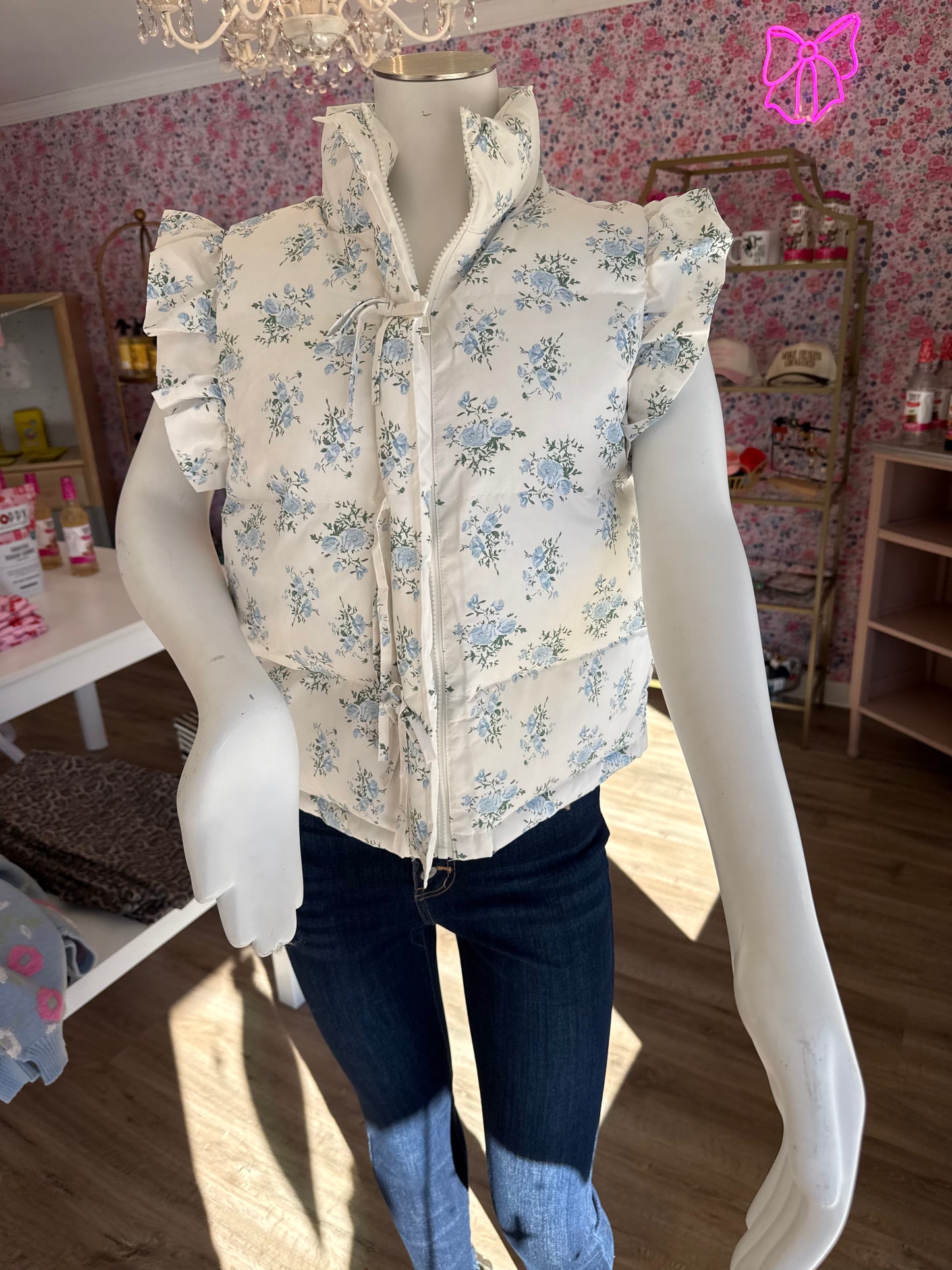 Front Bow Ruffle Sleeve Puffer Vest PP125