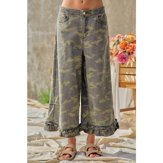 Camouflage Denim Ruffled Hem Mid Rise Bloomer Pants PP175